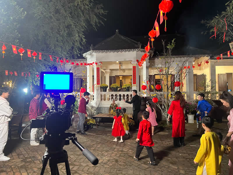 Hình ảnh hậu trường