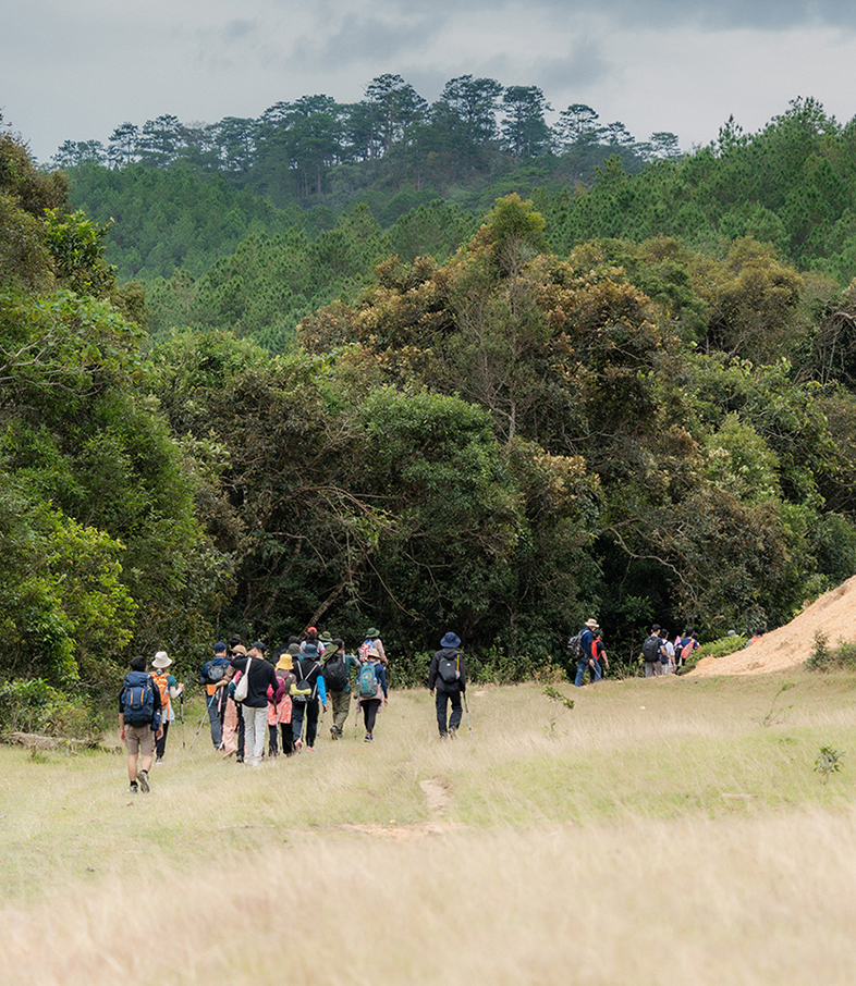 Hình ảnh chinh phục con đường Tà Năng - Phan Dũng
